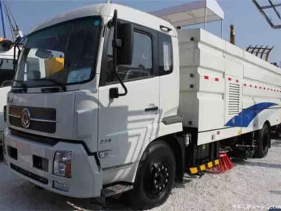 DONGFENG Large Road Sweeping Truck