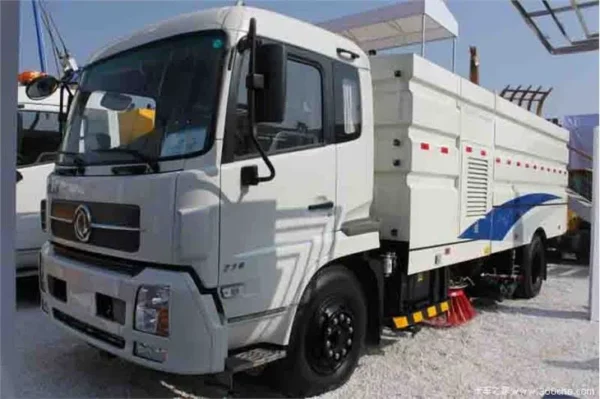 DONGFENG Large Road Sweeping Truck