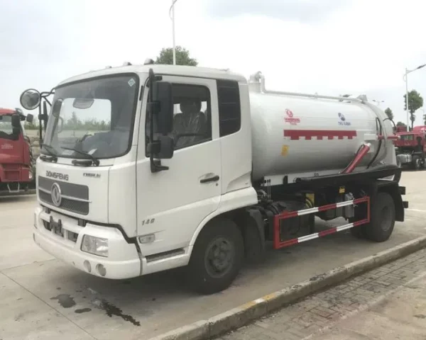 DONGFNEG Small Sewer Septic Truck