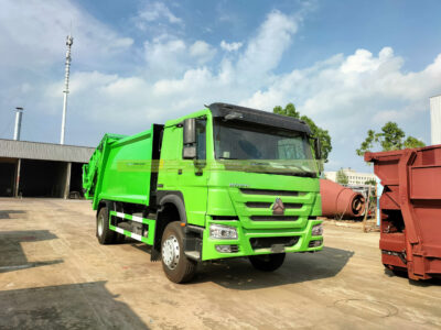 Municipal Refuse Waste Compactor Truck