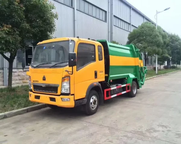 HOWO Rear Loader Garbage Truck