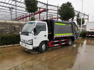 Isuzu 12000 Liter Compactor Garbage Truck