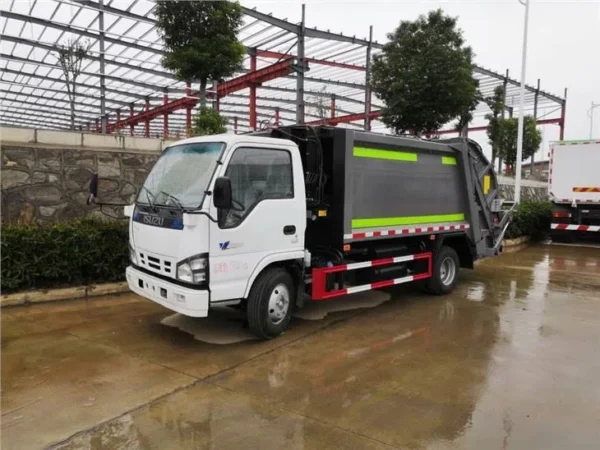 Isuzu 12000 Liter Compactor Garbage Truck