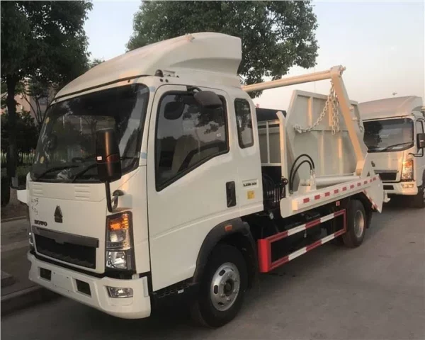 SINOTRUK Small Transit Skip Loader Truck