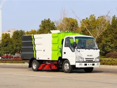 ISUZU Street Sweeping And Cleaning Truck