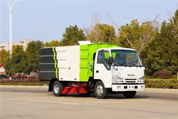 ISUZU Street Sweeping And Cleaning Truck