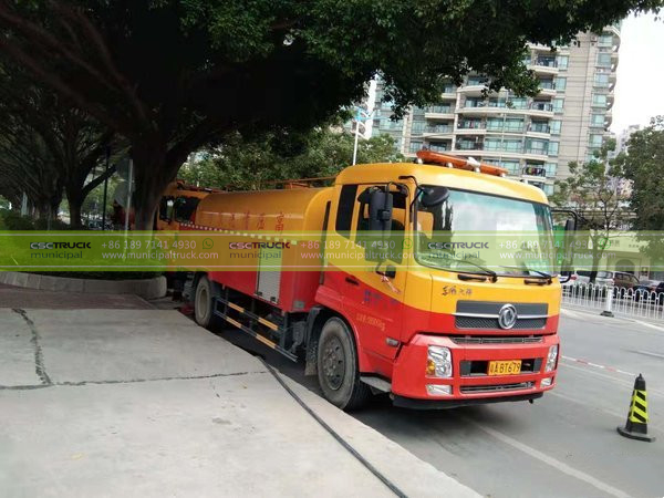 DONGFENG Sewage Suction Truck