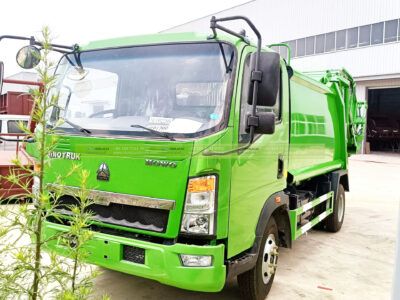 SINOTRUK 10CBM Waste Compactor Truck