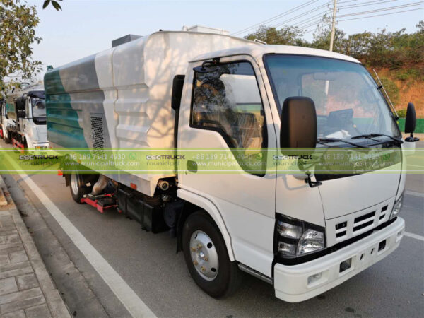 ISUZU Vacuum Clean Sweeper Truck