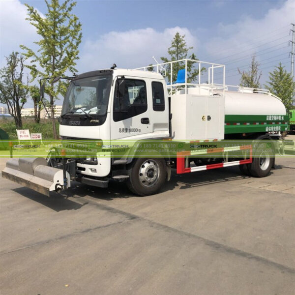 ISUZU High Pressure Road Cleaner Side