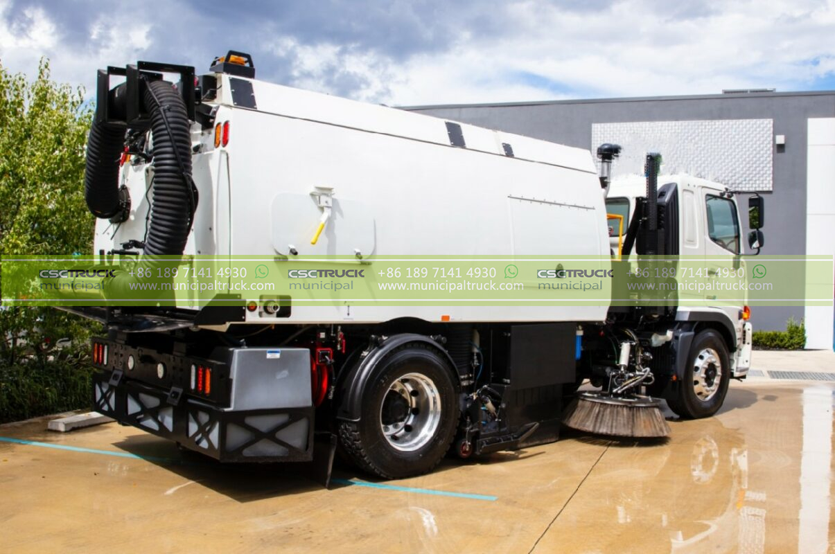 Sweeper Truck (2)