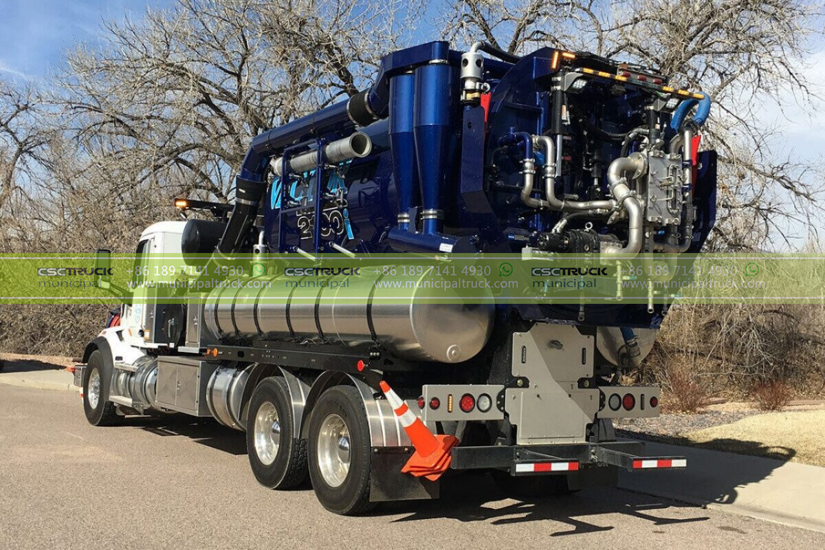 Vacuum sewer truck (9)