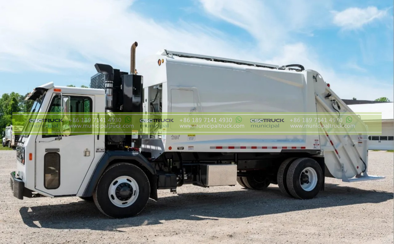 Are Garbage Trucks Ever Cleaned? - CSCTRUCK Municipal Truck