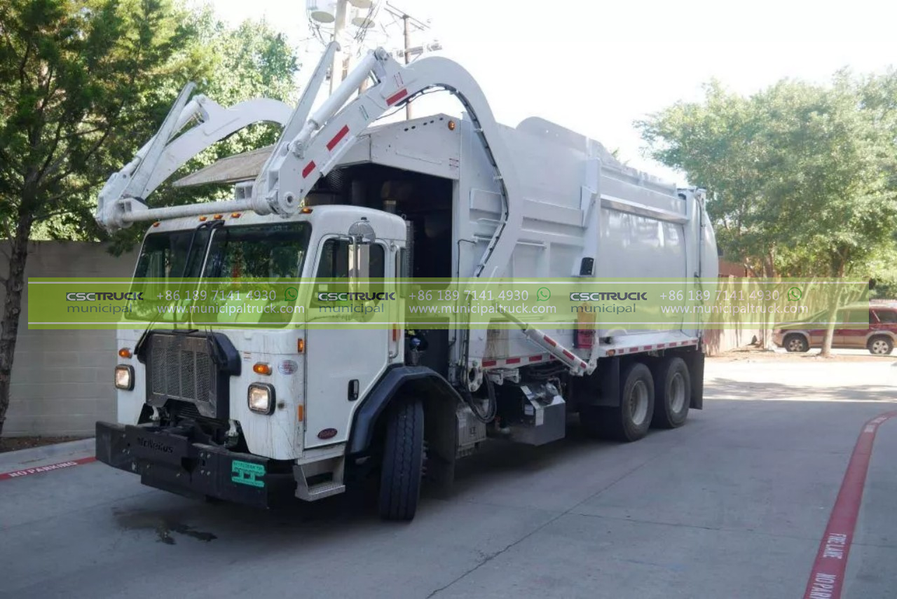 Are Garbage Trucks Ever Cleaned? CSCTRUCK Municipal Truck