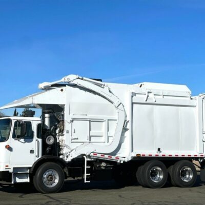 The Differences between Side Loader Garbage Truck and Rear Loader ...