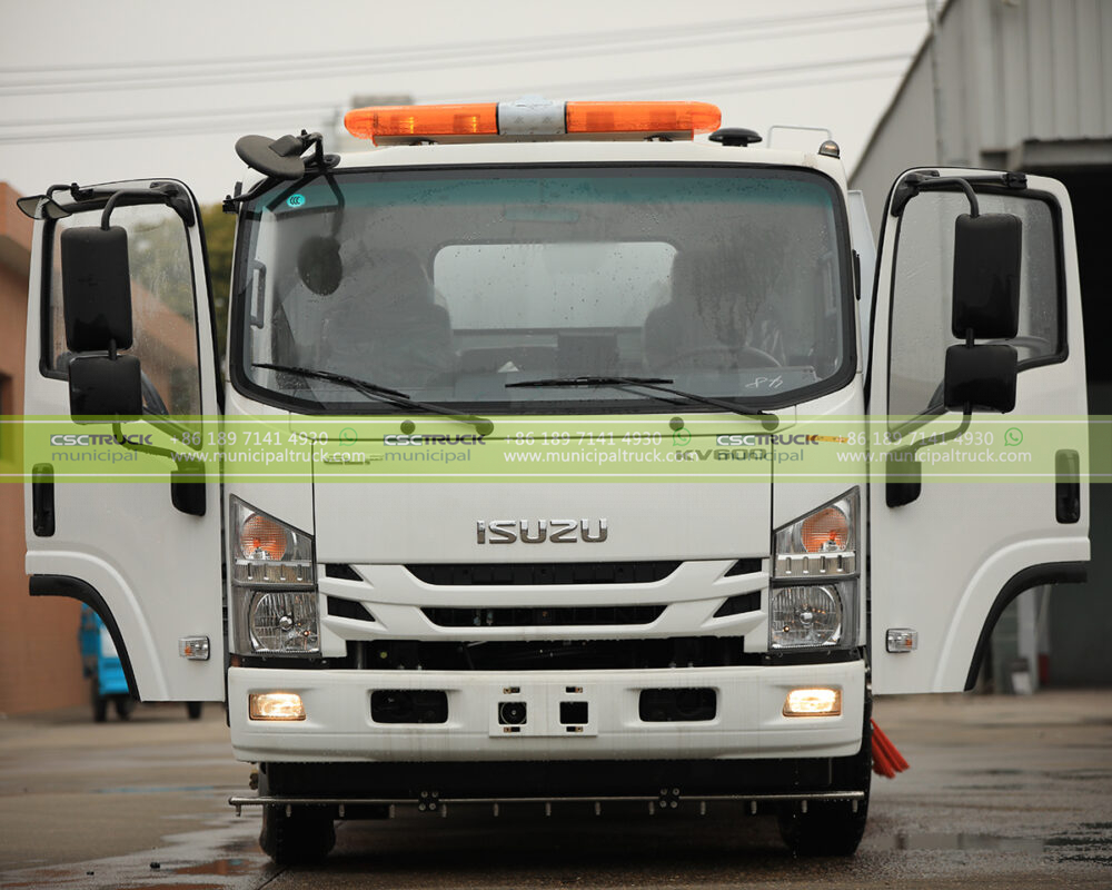 ISUZU Street Sweeper Truck Tractor