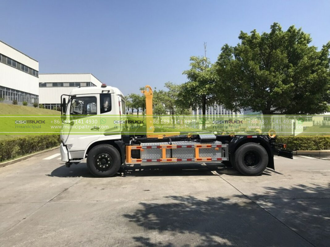 hook loader garbage truck