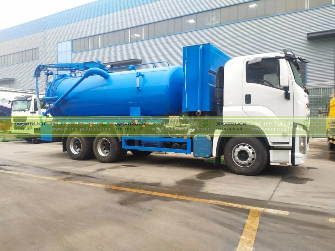 vacuum sewer truck