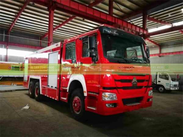 HOWO 30 Ton Rescue Emergency Fire Fighting Water Sprinkler Truck