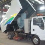 Waterless Sweeper Truck (3)