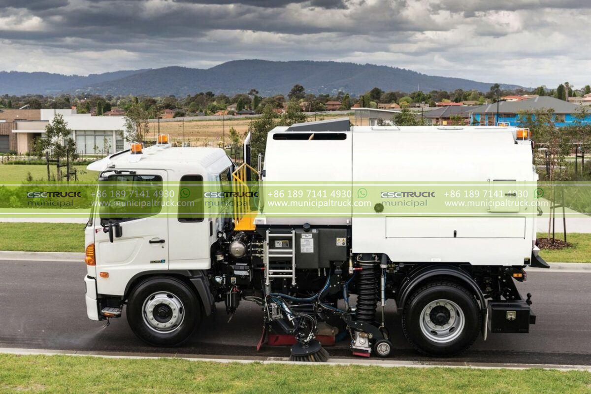 road sweeper truck