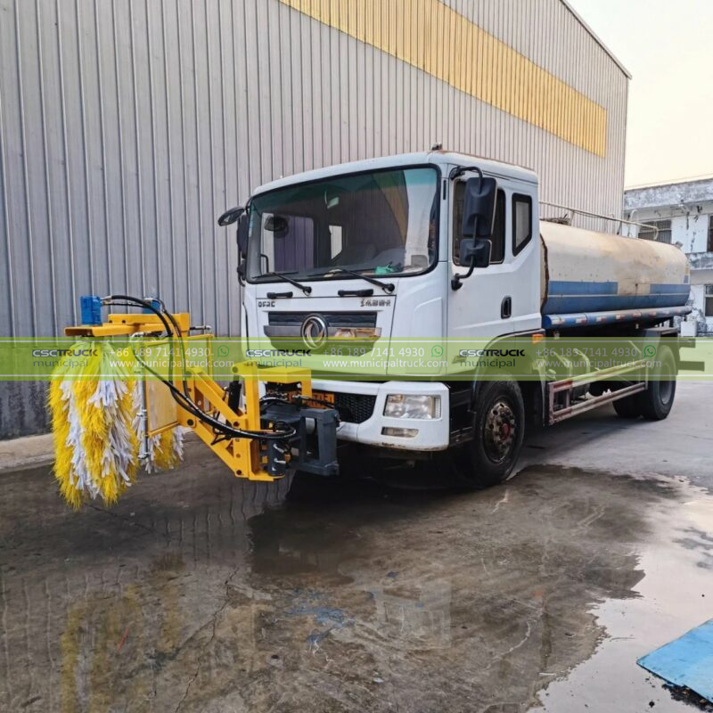 Fence Sweeper Truck