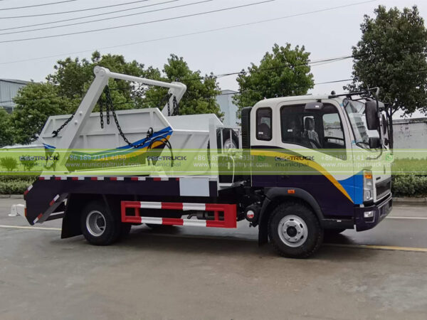 HOWO 4 CBM Skip Loader Garbage Truck